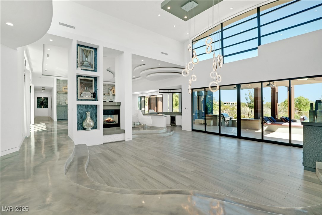 10 Ridge Blossom Road