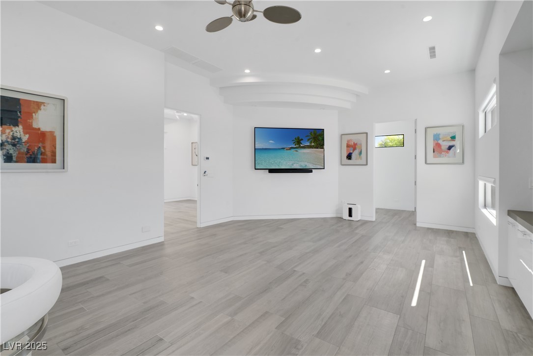 10 Ridge Blossom Road