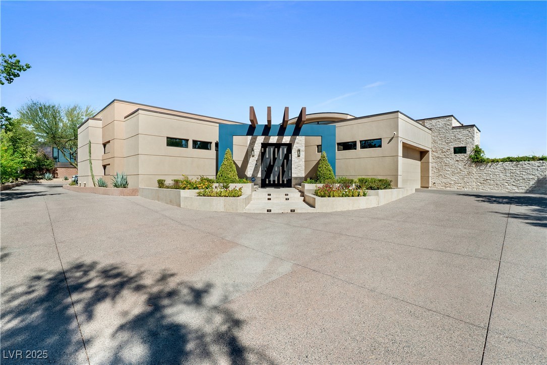 10 Ridge Blossom Road