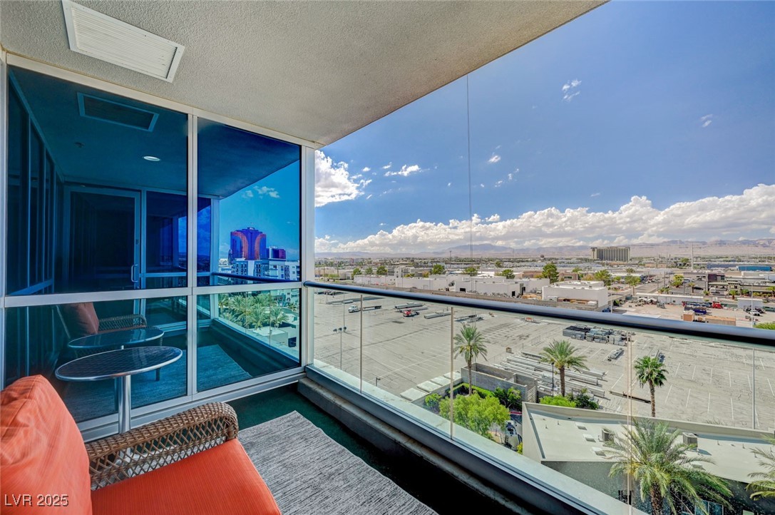 4575 Dean Martin Drive 806