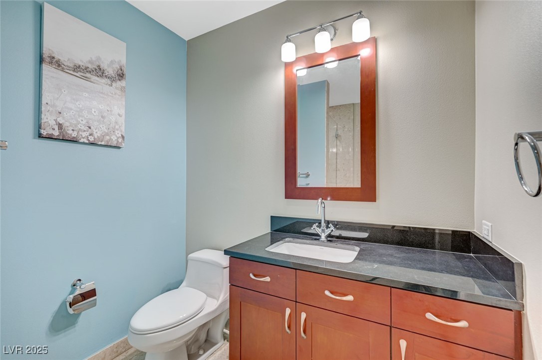 4575 Dean Martin Drive 806