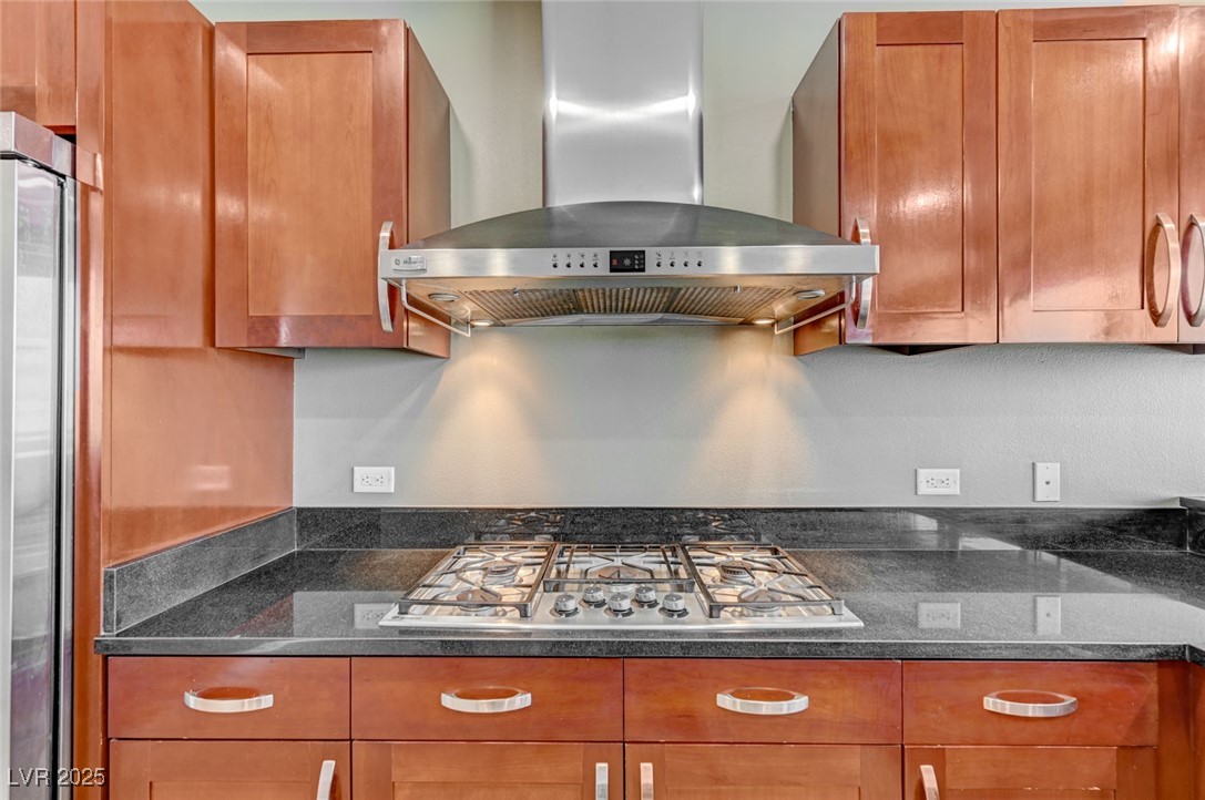 4575 Dean Martin Drive 806