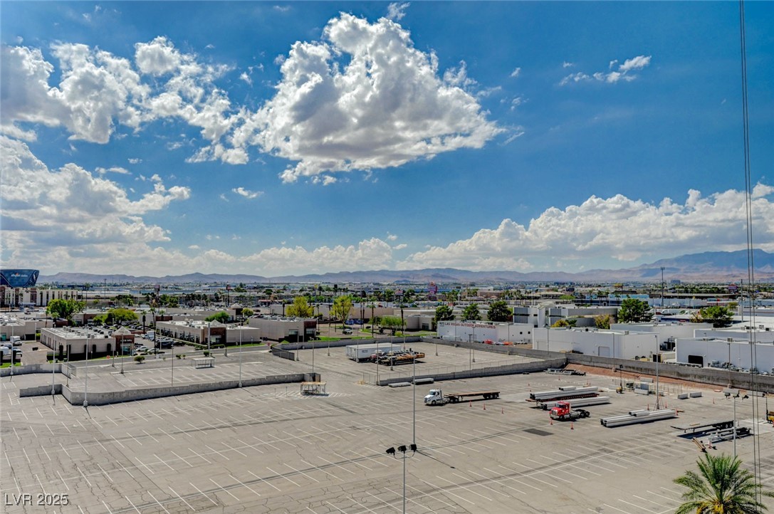 4575 Dean Martin Drive 806