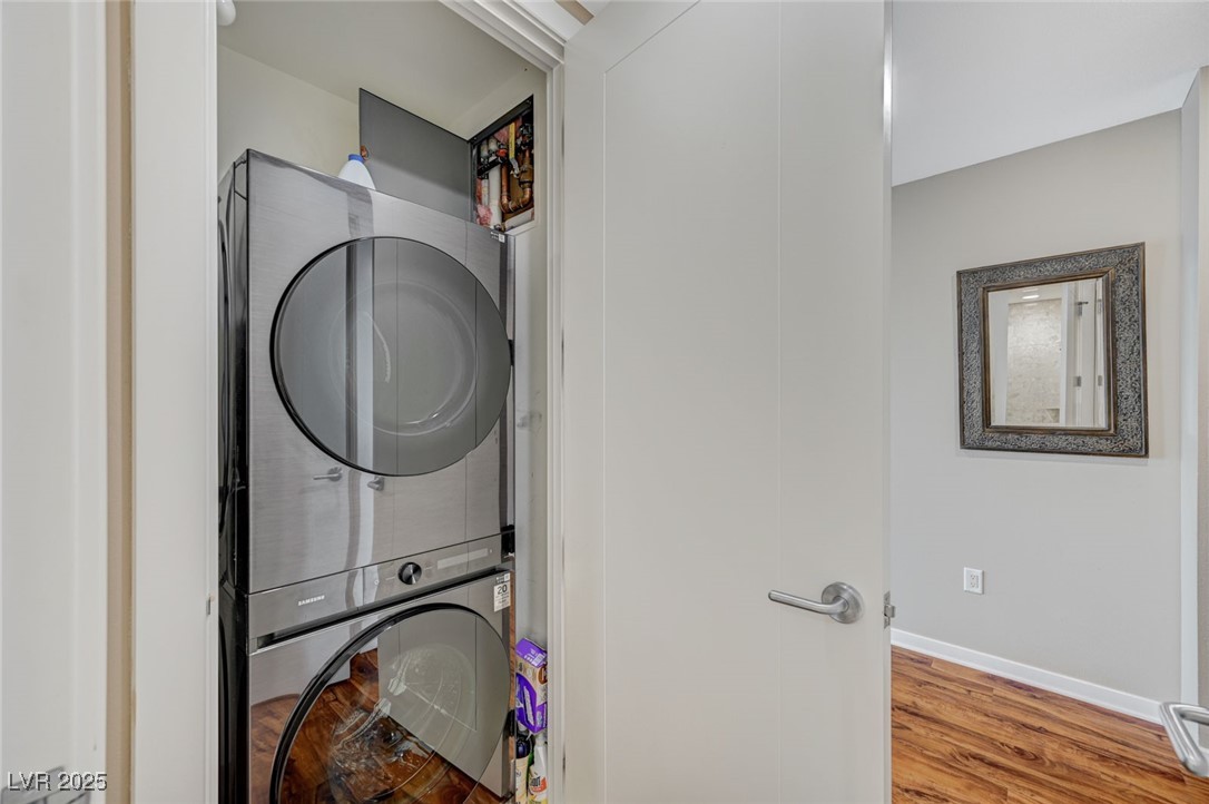 4575 Dean Martin Drive 806