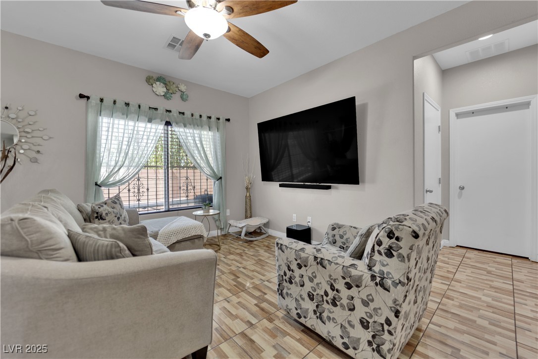 3752 Calle De Rio Avenue