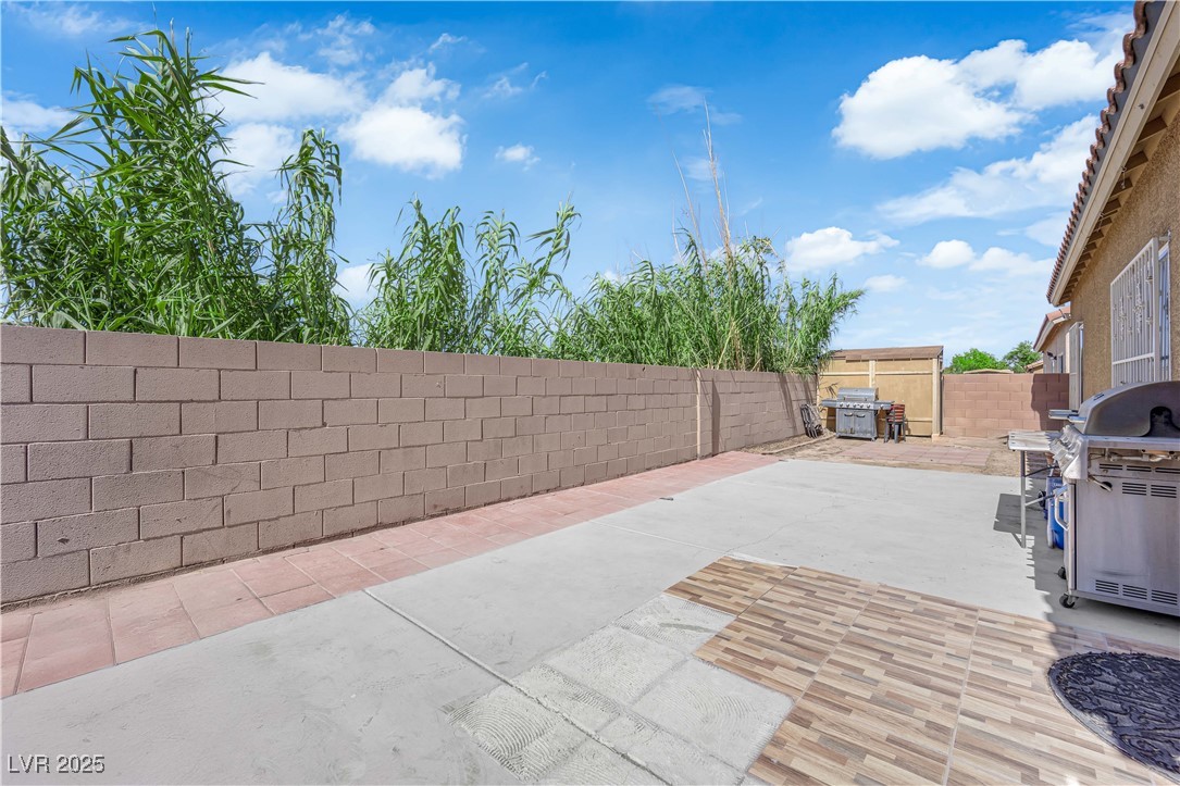 3752 Calle De Rio Avenue