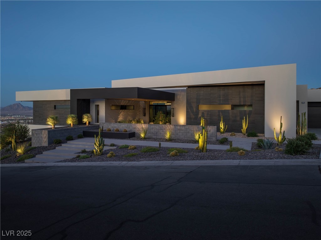 664 Dragon Peak Drive