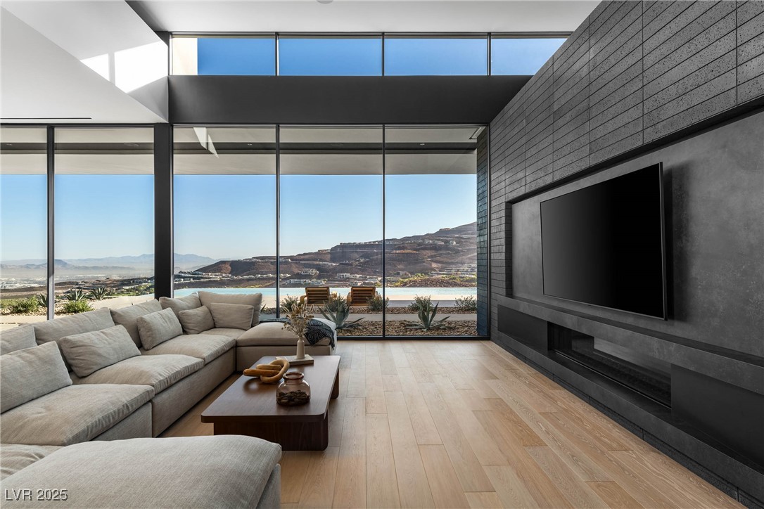 664 Dragon Peak Drive