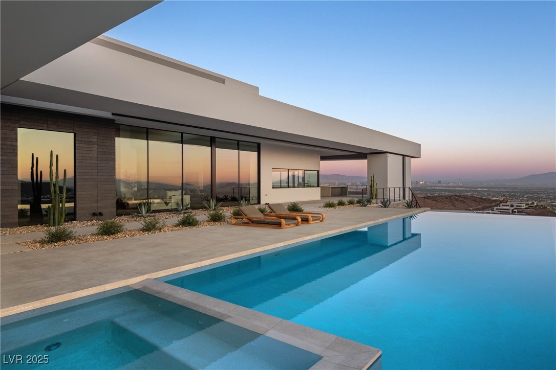 664 Dragon Peak Drive