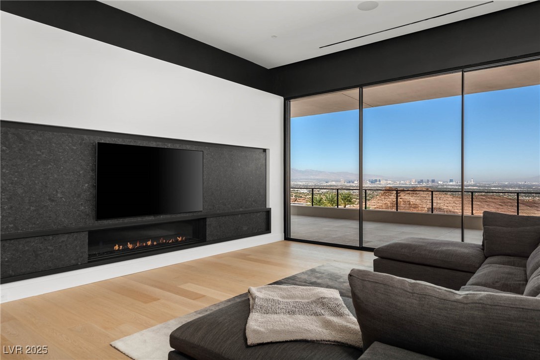 664 Dragon Peak Drive