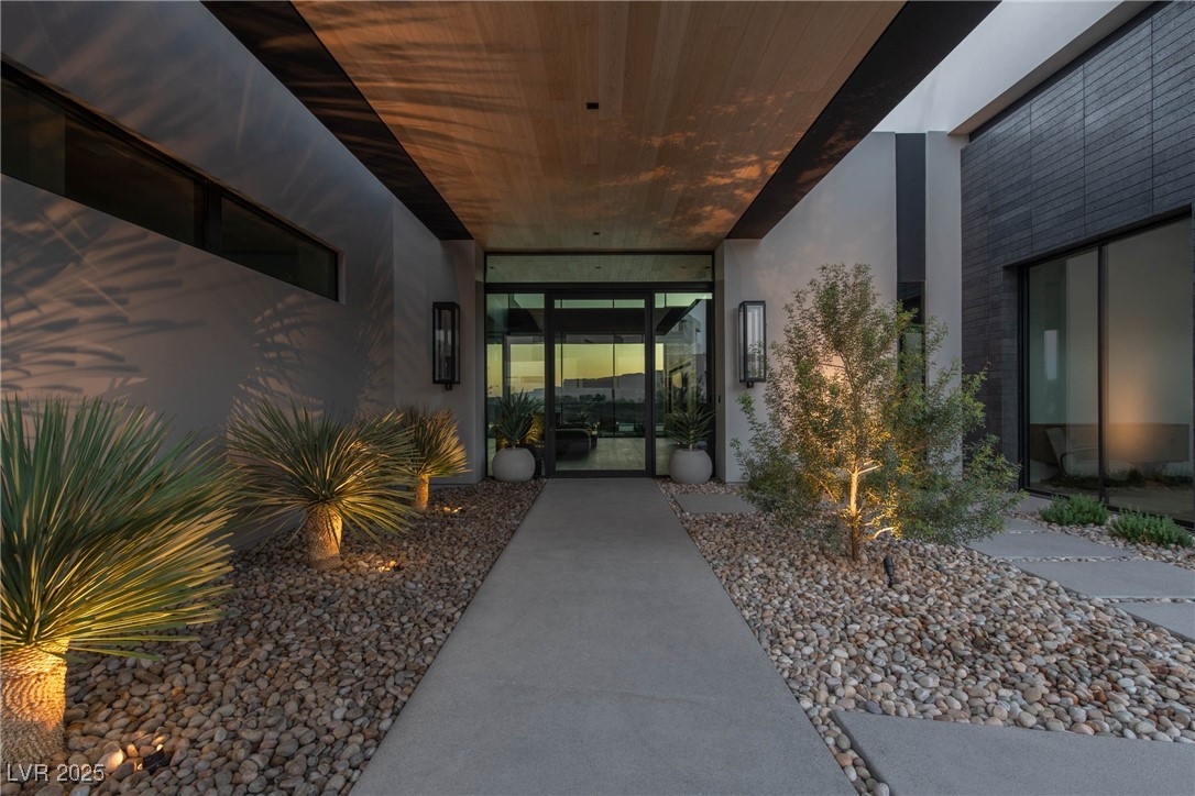 664 Dragon Peak Drive