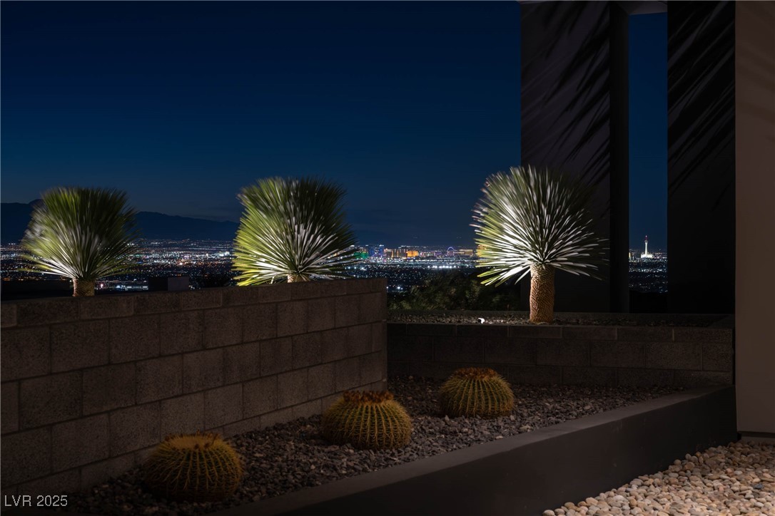 664 Dragon Peak Drive