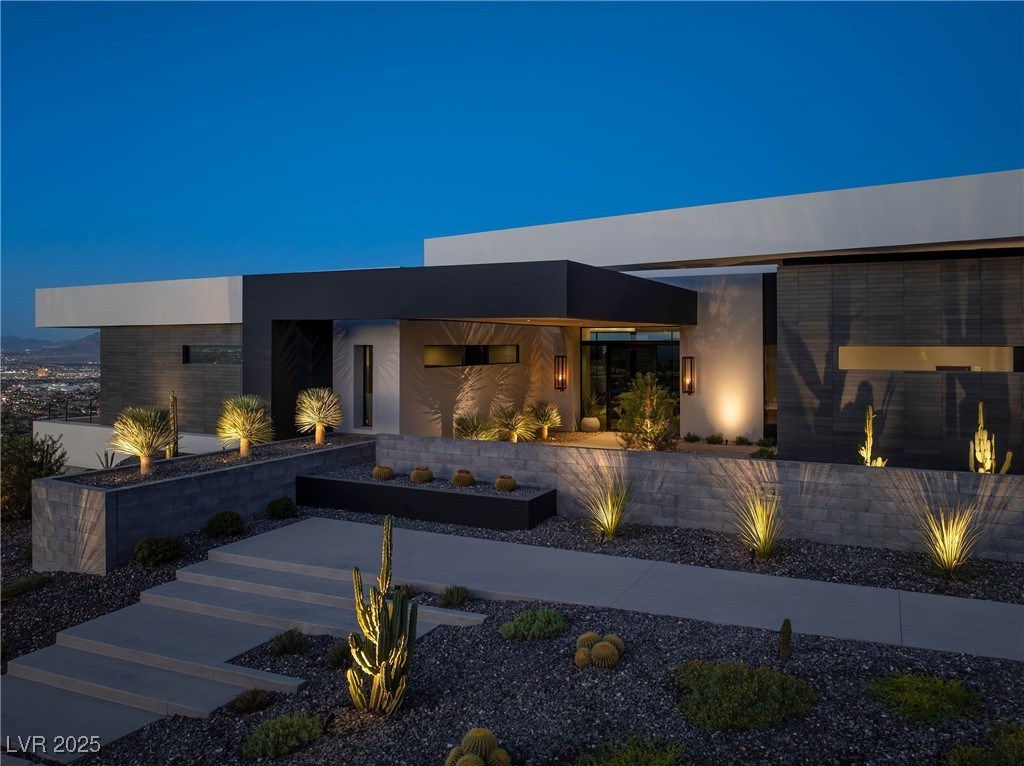 664 Dragon Peak Drive