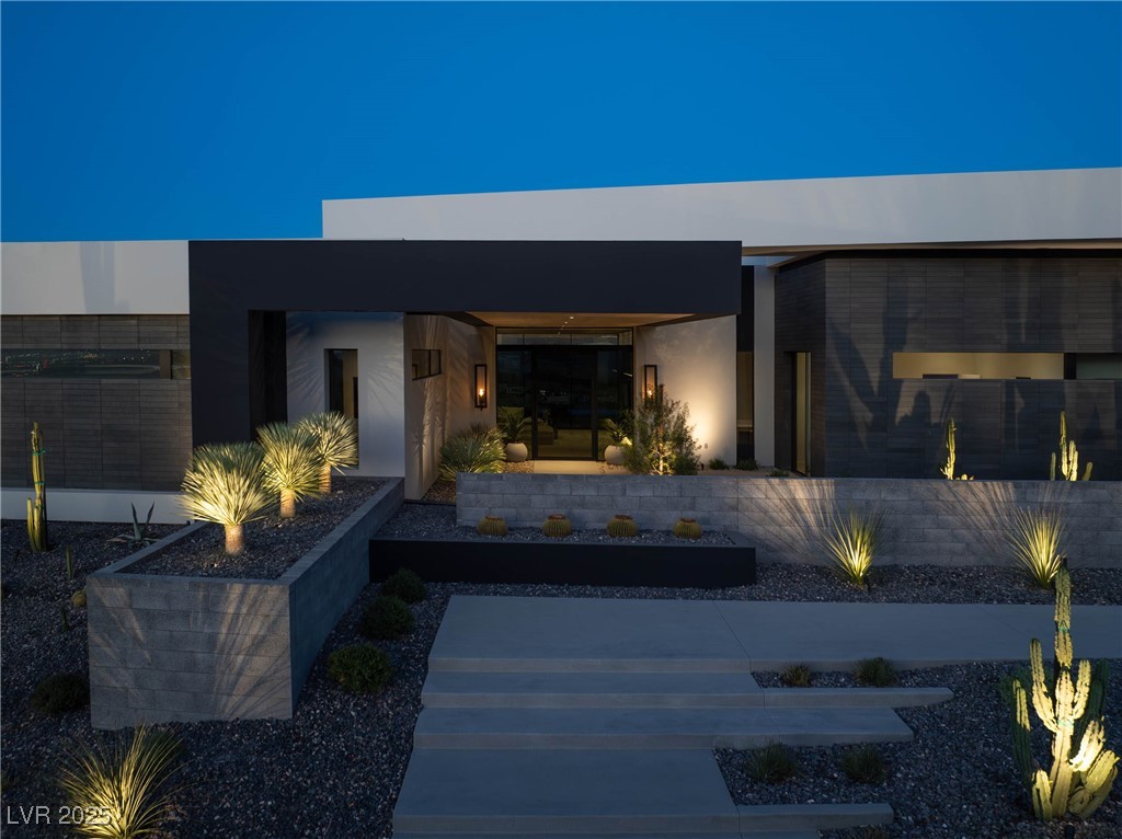 664 Dragon Peak Drive