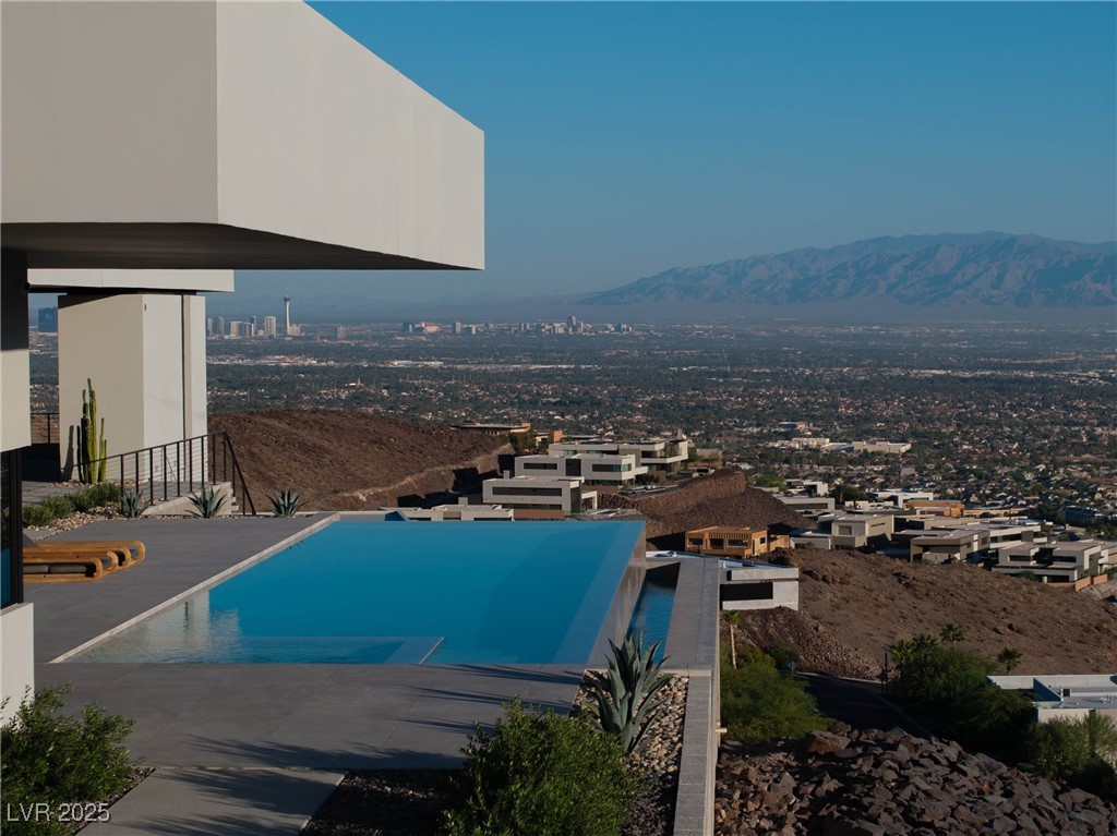 664 Dragon Peak Drive