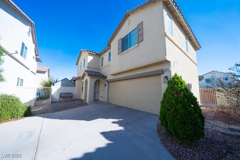 10429 Chandra Avenue