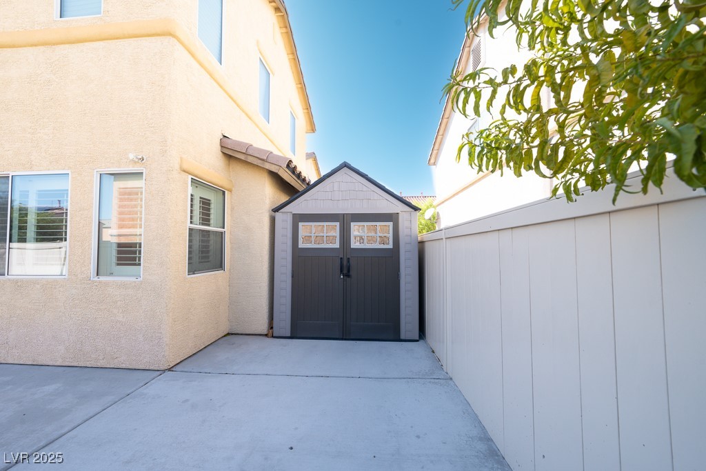 10429 Chandra Avenue