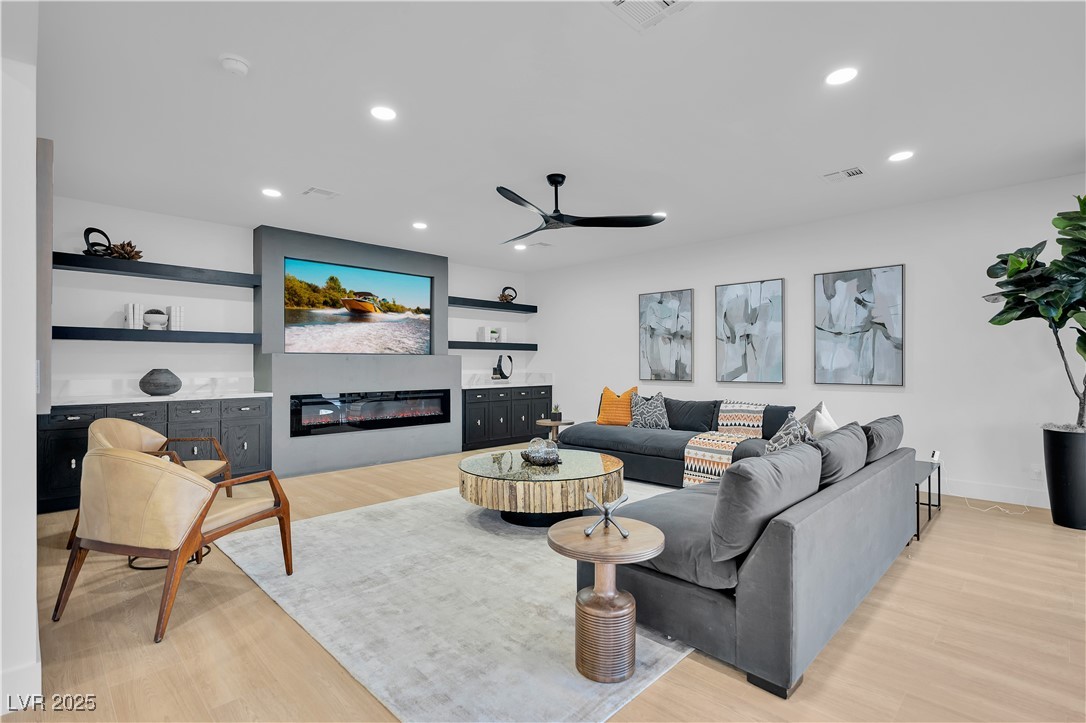 2720 Tioga Pines Circle