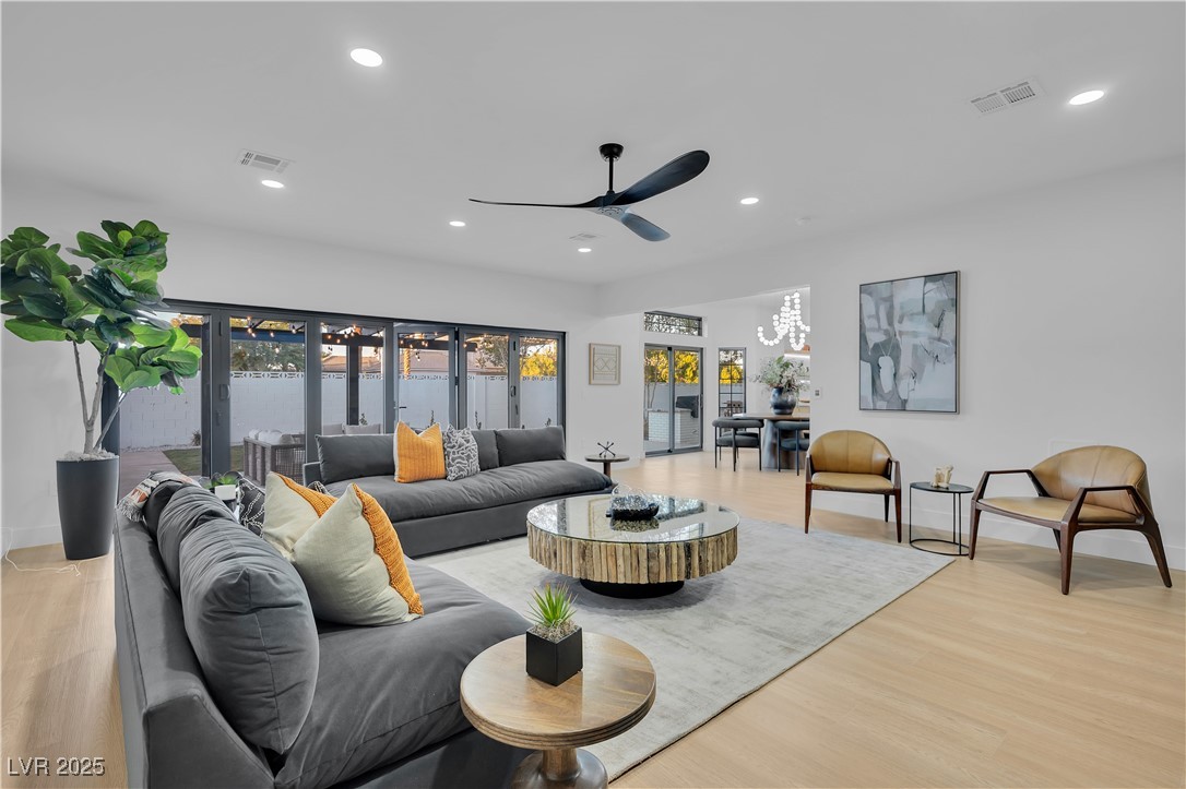 2720 Tioga Pines Circle