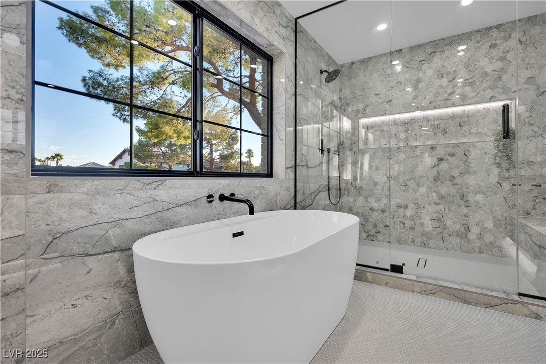 2720 Tioga Pines Circle