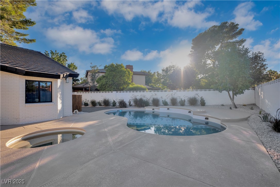 2720 Tioga Pines Circle