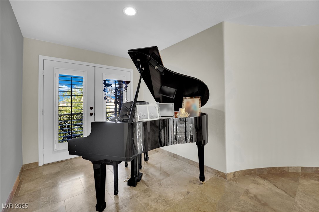 8817 Tierra Hope Court