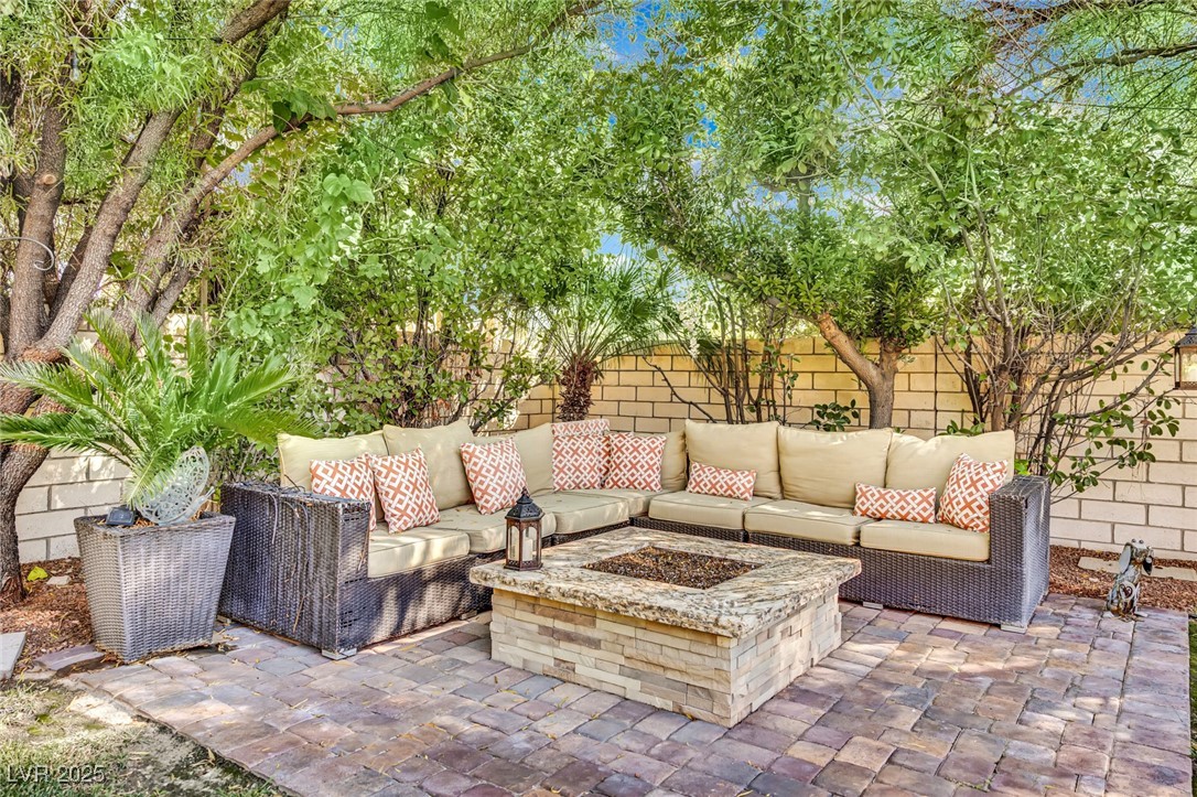 8817 Tierra Hope Court