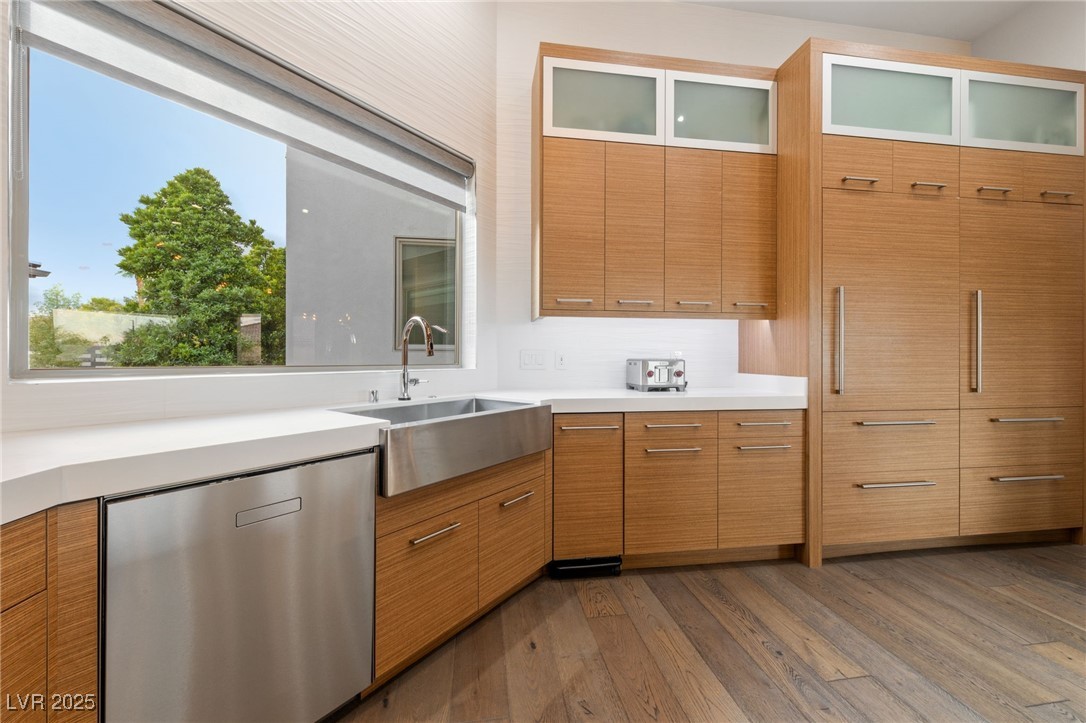 4050 North Tomsik Street