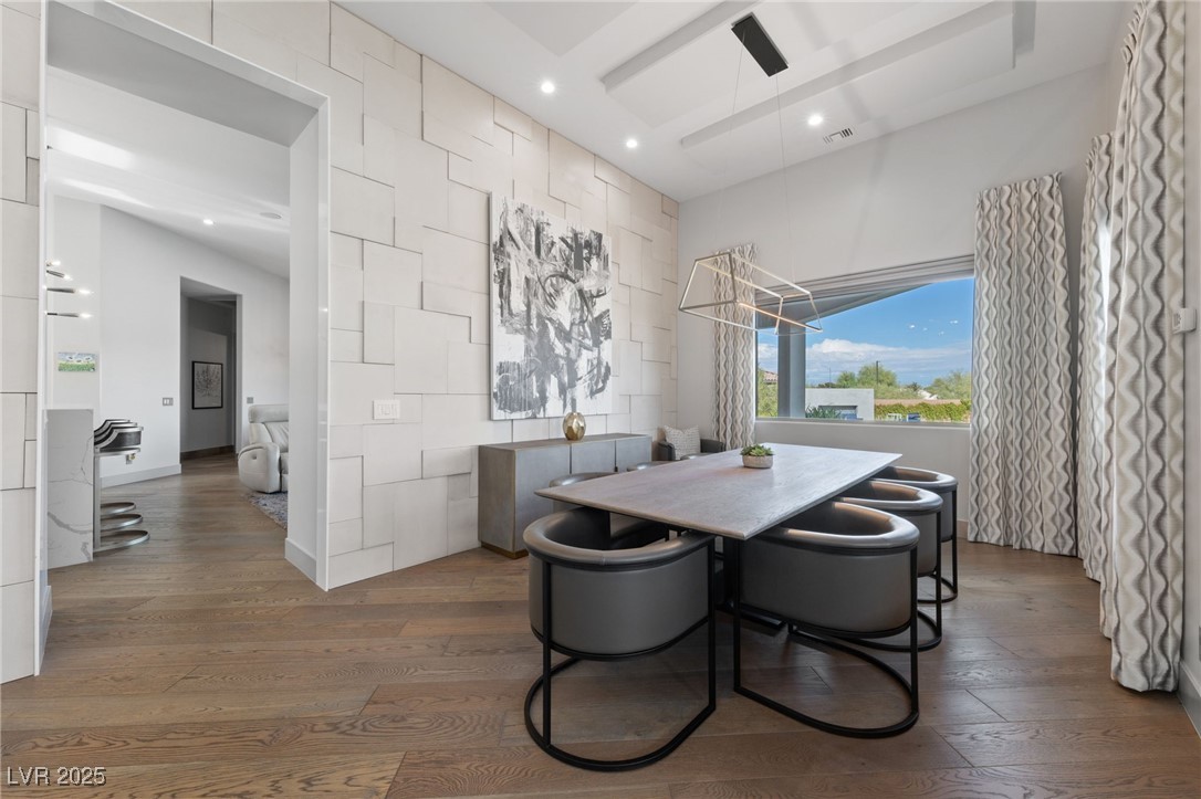 4050 North Tomsik Street