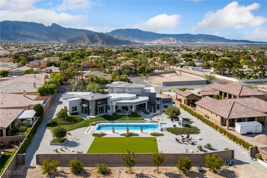 4050 North Tomsik Street