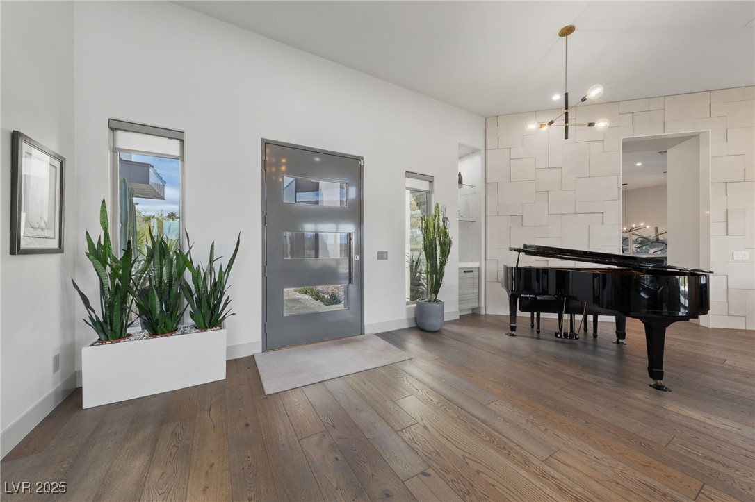 4050 North Tomsik Street