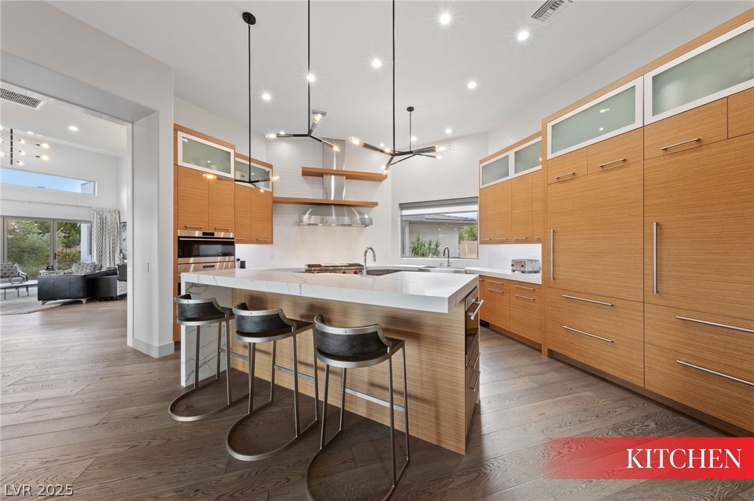 4050 North Tomsik Street