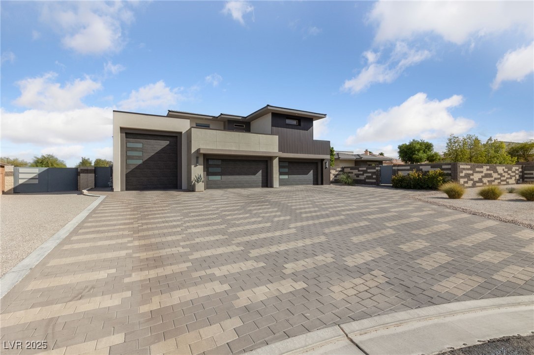 4050 North Tomsik Street