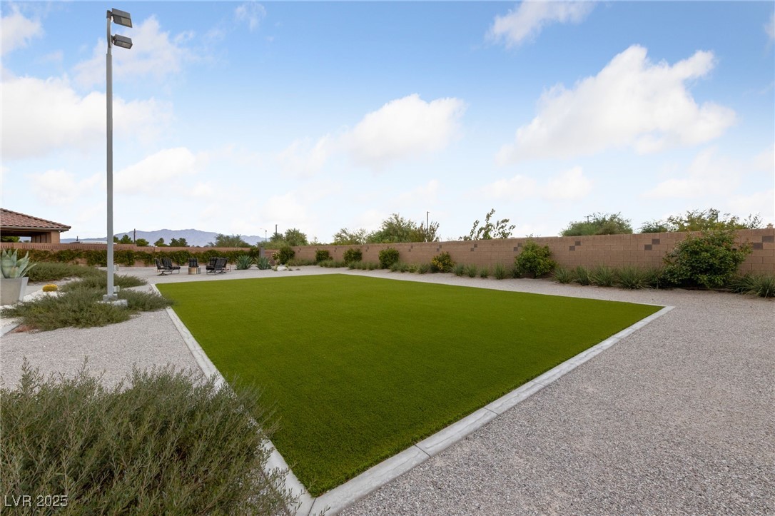 4050 North Tomsik Street