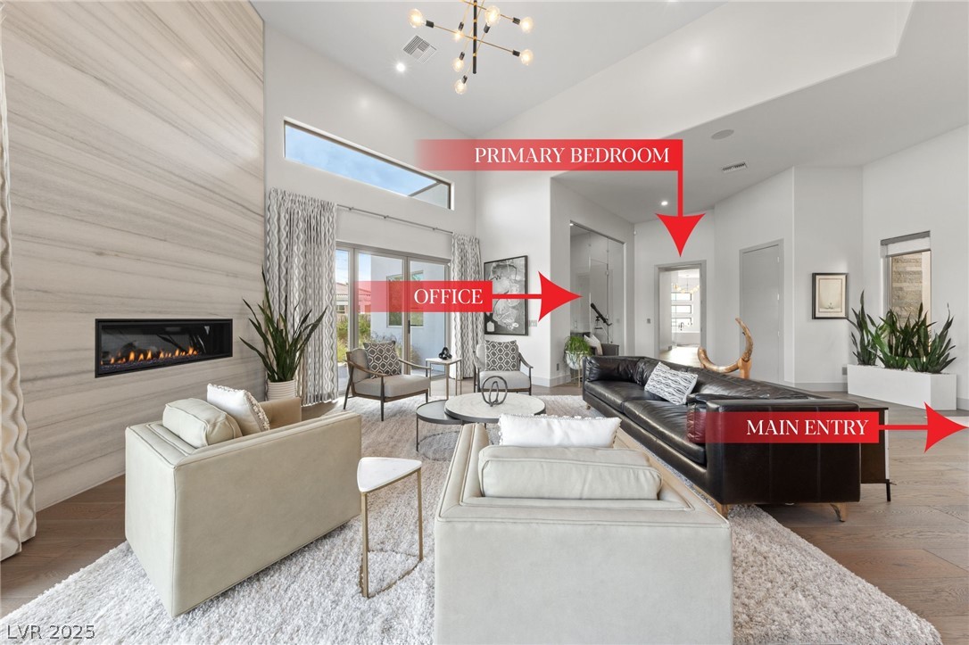 4050 North Tomsik Street