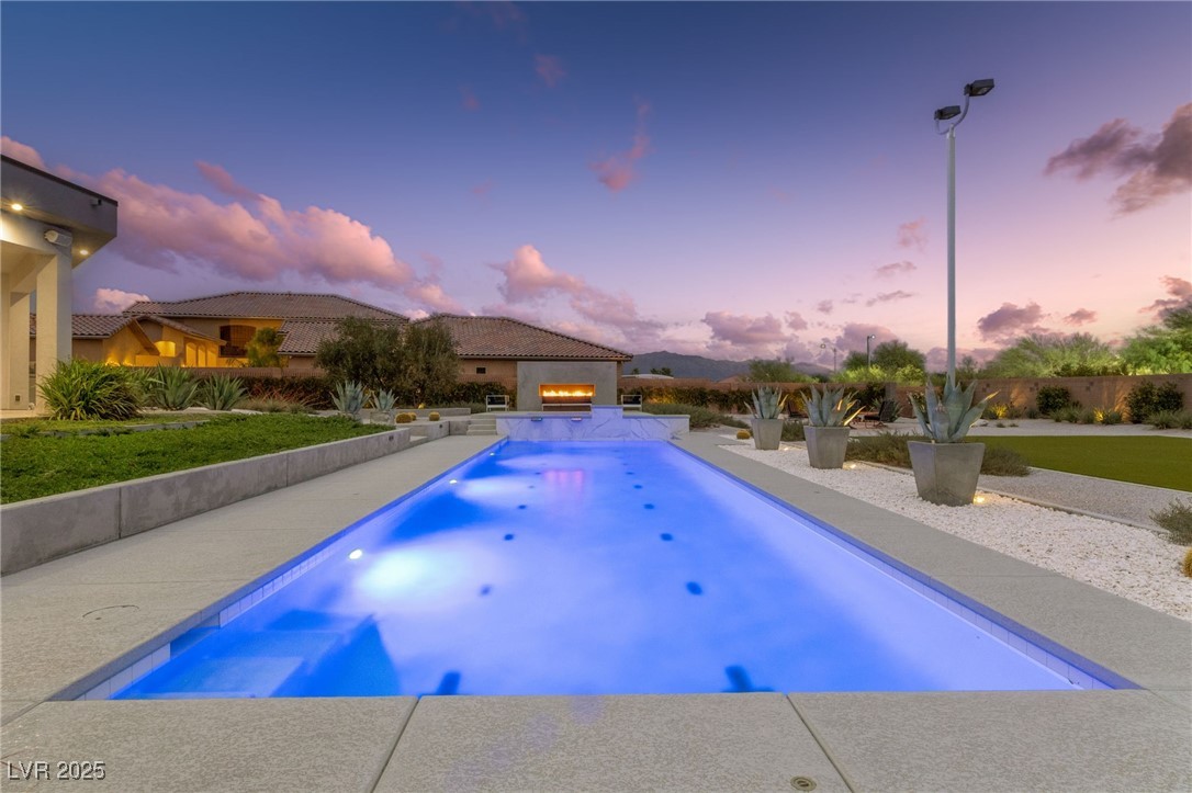 4050 North Tomsik Street