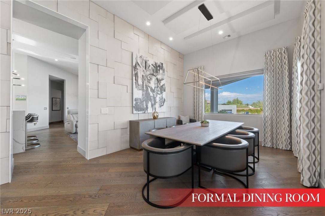 4050 North Tomsik Street