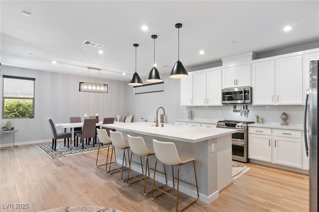 3254 Fountaintree Avenue