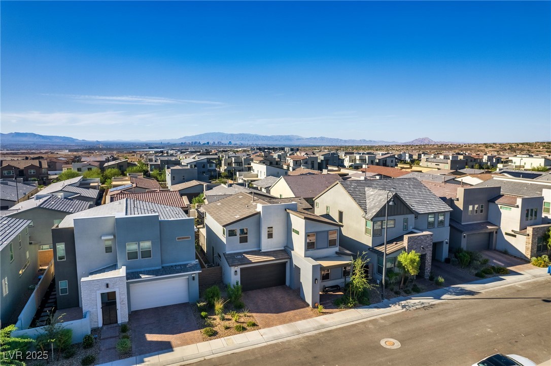 3254 Fountaintree Avenue