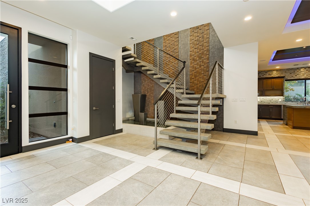 94 Glade Hollow Drive