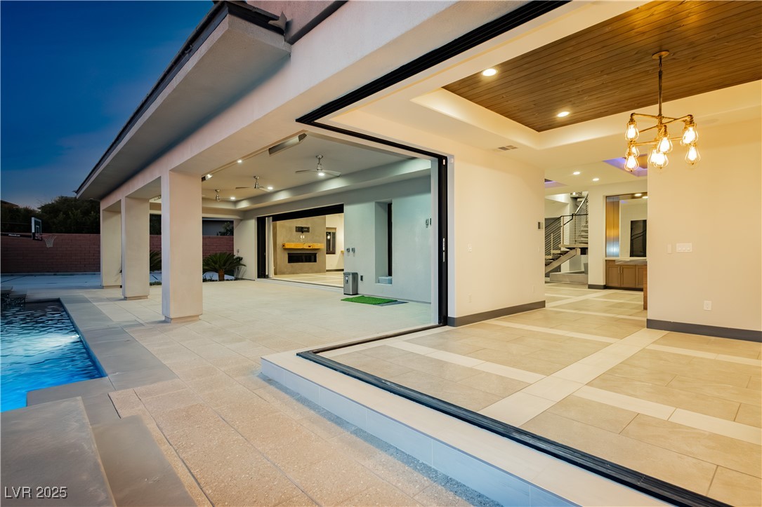 94 Glade Hollow Drive