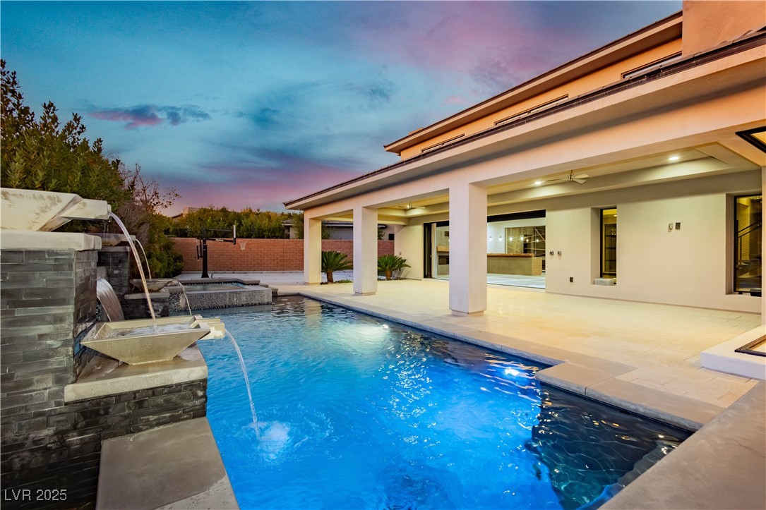 94 Glade Hollow Drive