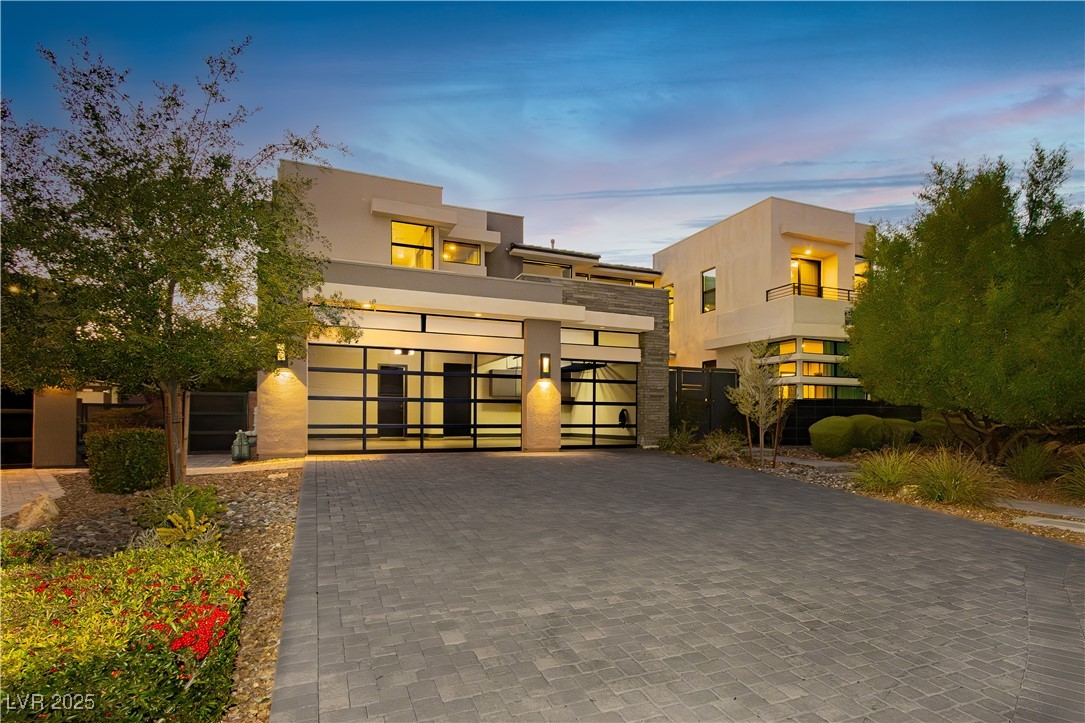 94 Glade Hollow Drive