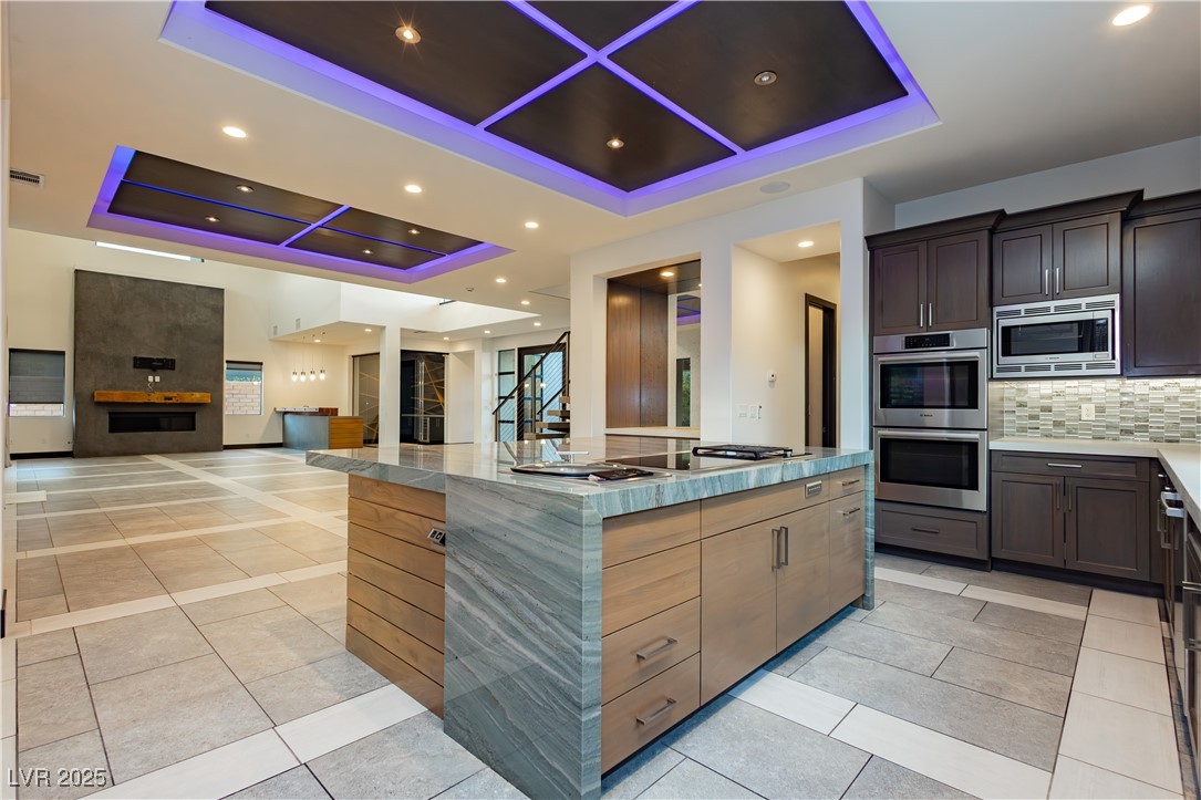 94 Glade Hollow Drive