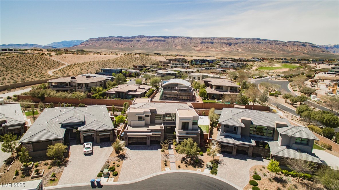 94 Glade Hollow Drive