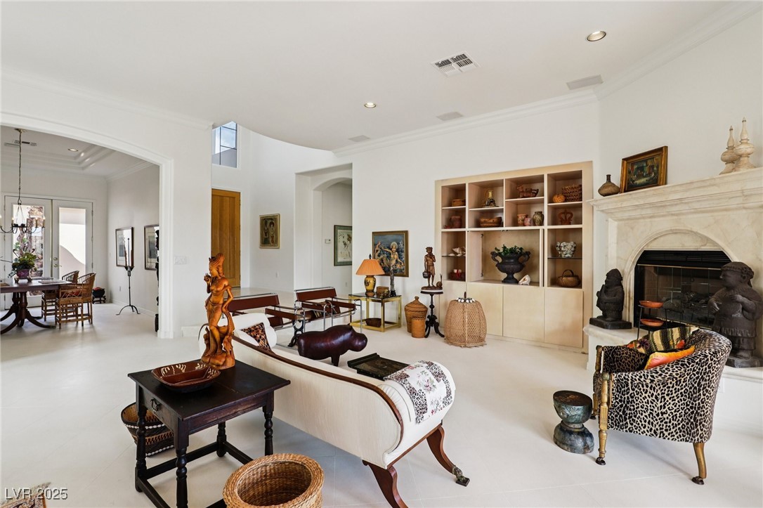 27 Avenida Fiori