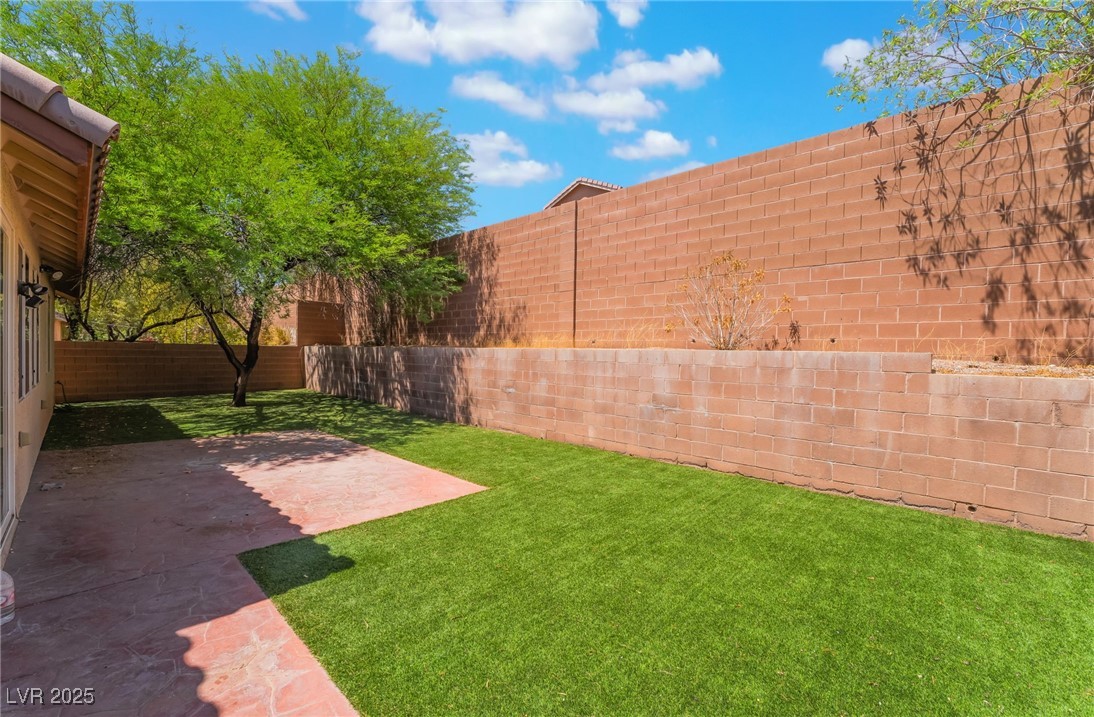 10259 Wolves Den Lane