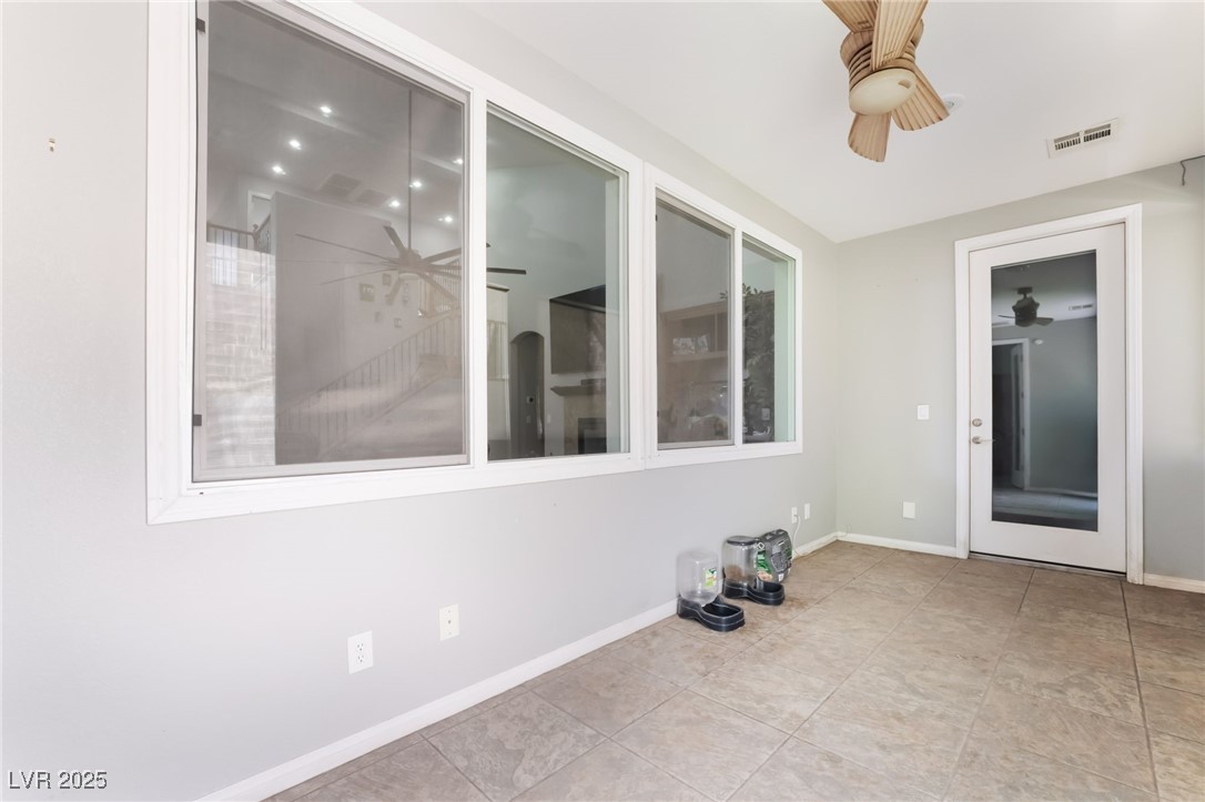 10259 Wolves Den Lane