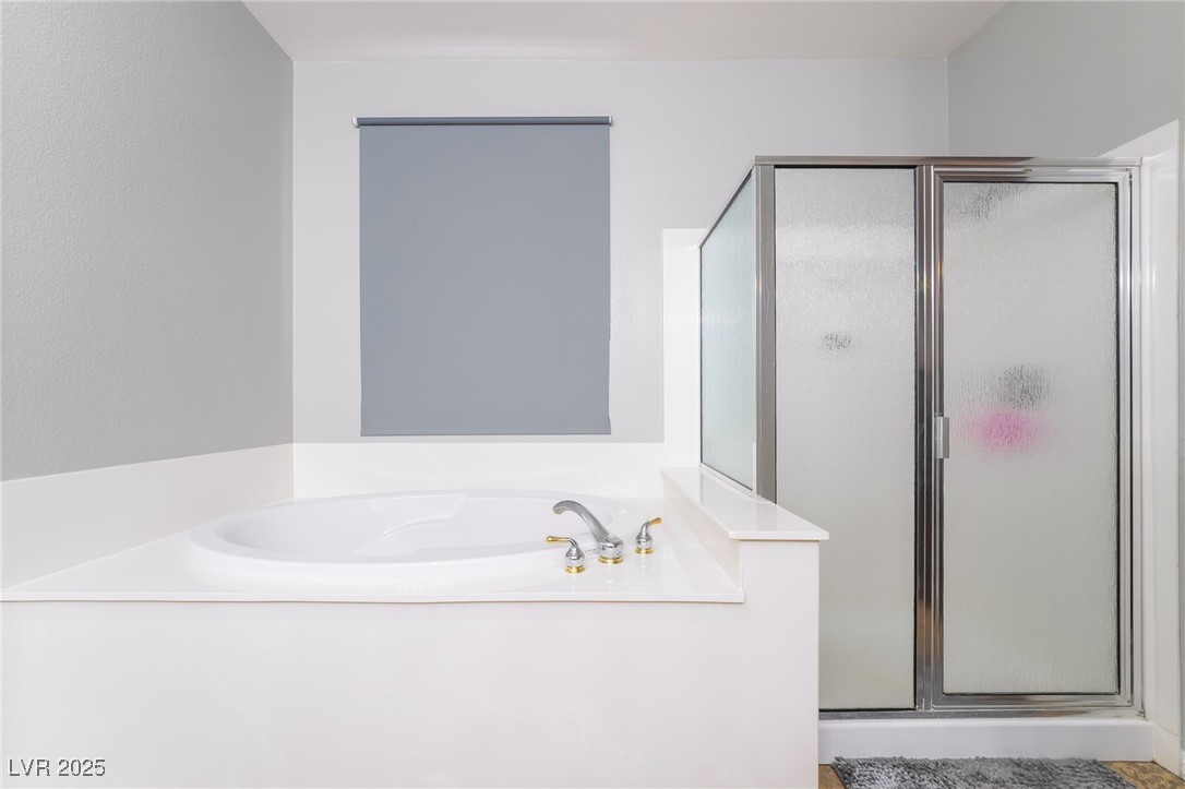 10259 Wolves Den Lane