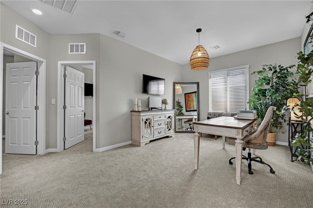 737 Foreign Reef Way